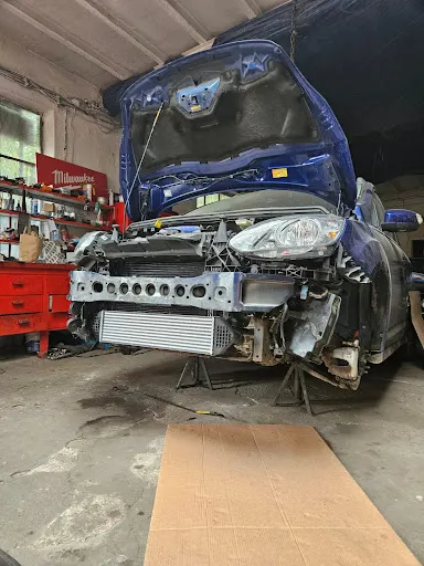 WYTWÓRNIA CLASSIC AUTO - Warsztat samochodowy Legnica